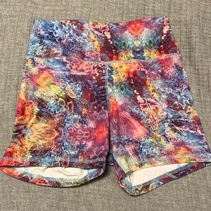 LIKE NEW FLEO SHORTS